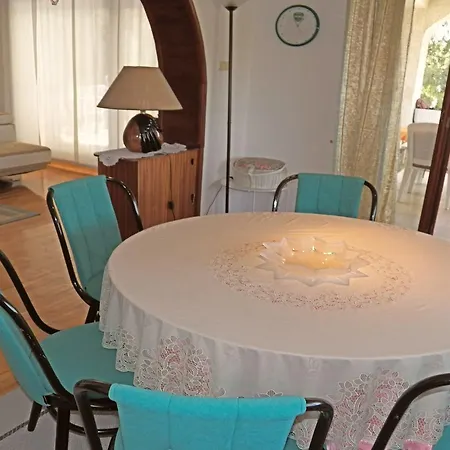 House Dubravka 1946 Pula