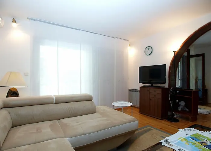 Apartament House Dubravka 1946 Pula