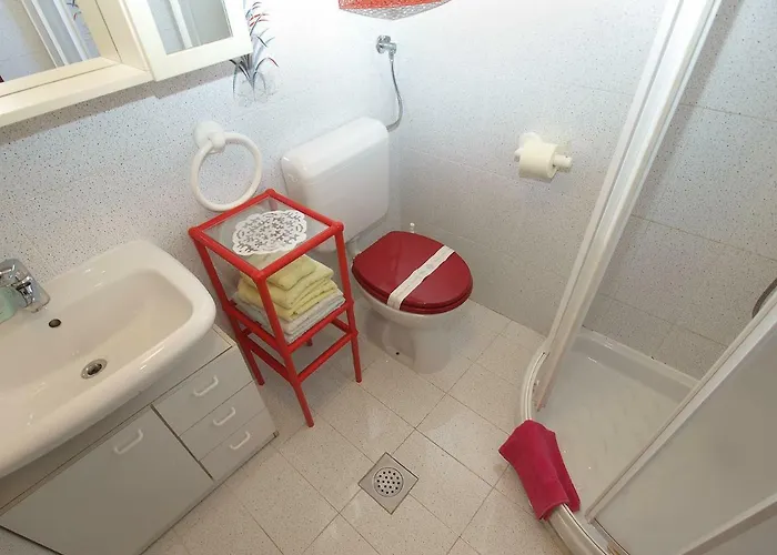 Apartament House Dubravka 1946 *