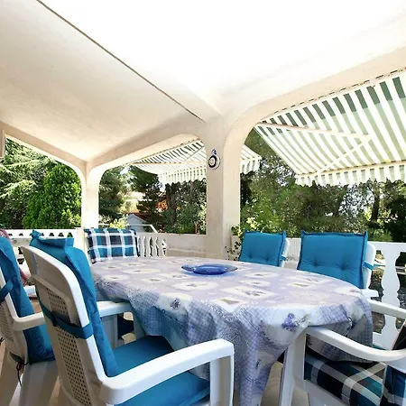 Vila House Dubravka 1946 *