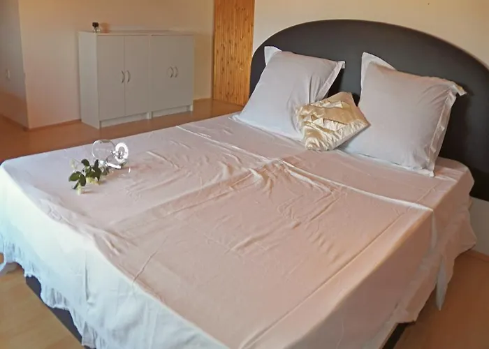 Lägenhet House Dubravka 1946