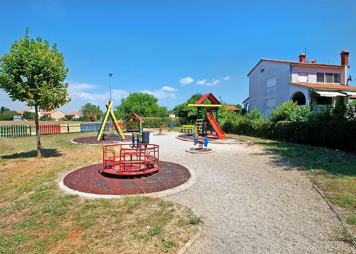 House Dubravka 1946 Апартаменти *