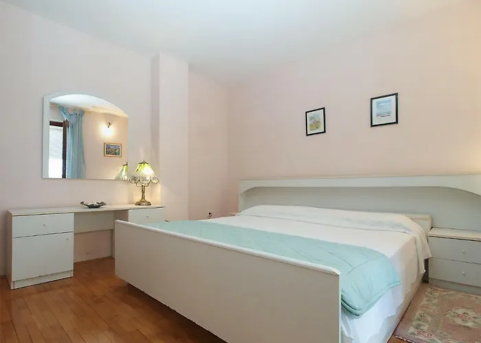 House Dubravka 1946 Пула