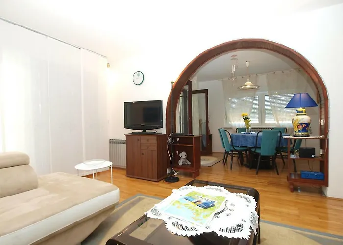 House Dubravka 1946 Пула