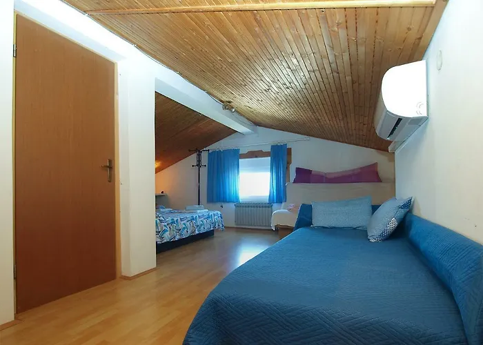 House Dubravka 1946 Апартаменти *