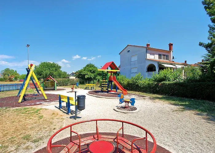 House Dubravka 1946 Lägenhet *