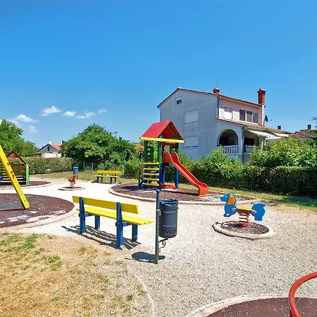 דירה House Dubravka 1946 פולה