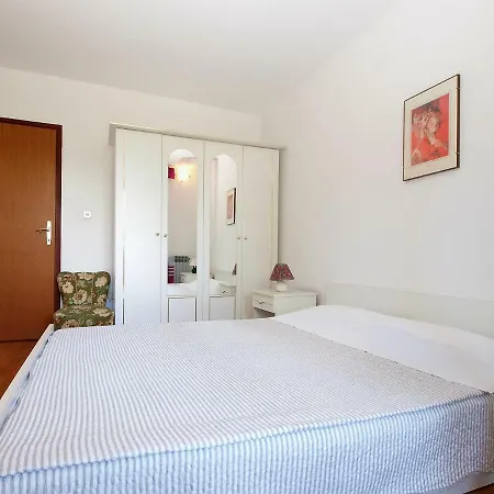 House Dubravka 1946 Apartman Pula