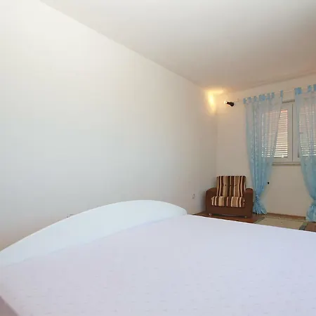House Dubravka 1946 Apartman *