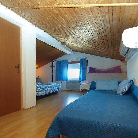 House Dubravka 1946 Apartman *