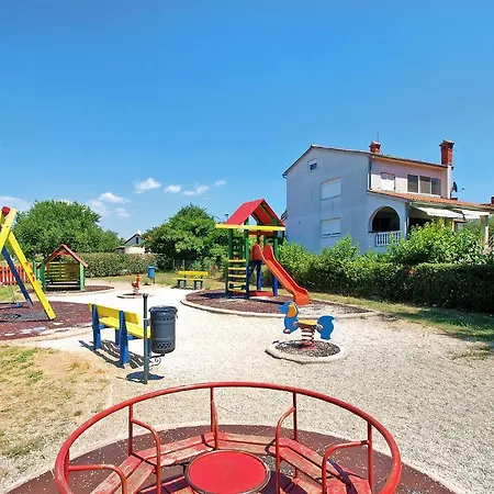 House Dubravka 1946 Apartman *