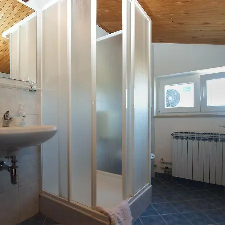 House Dubravka 1946 דירה *